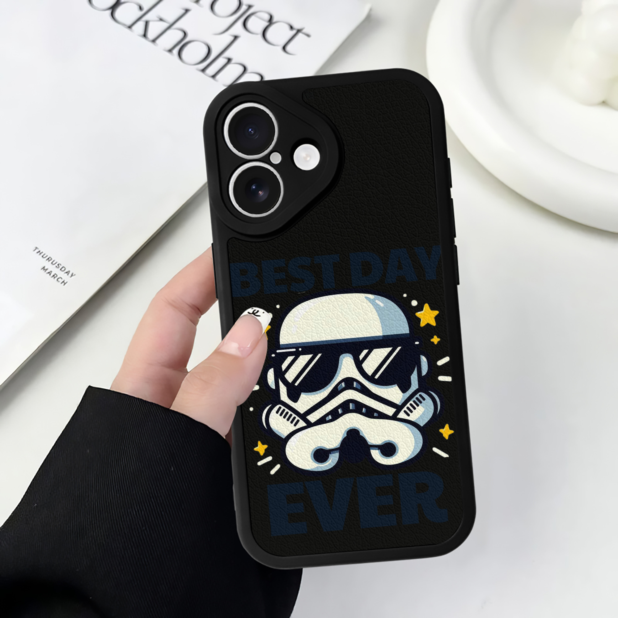 （画像用） スター・ウォーズ Star Wars 【iPhone 16シリーズ対応】シリコンスマホケース（レザー調） 材質：シリコン
